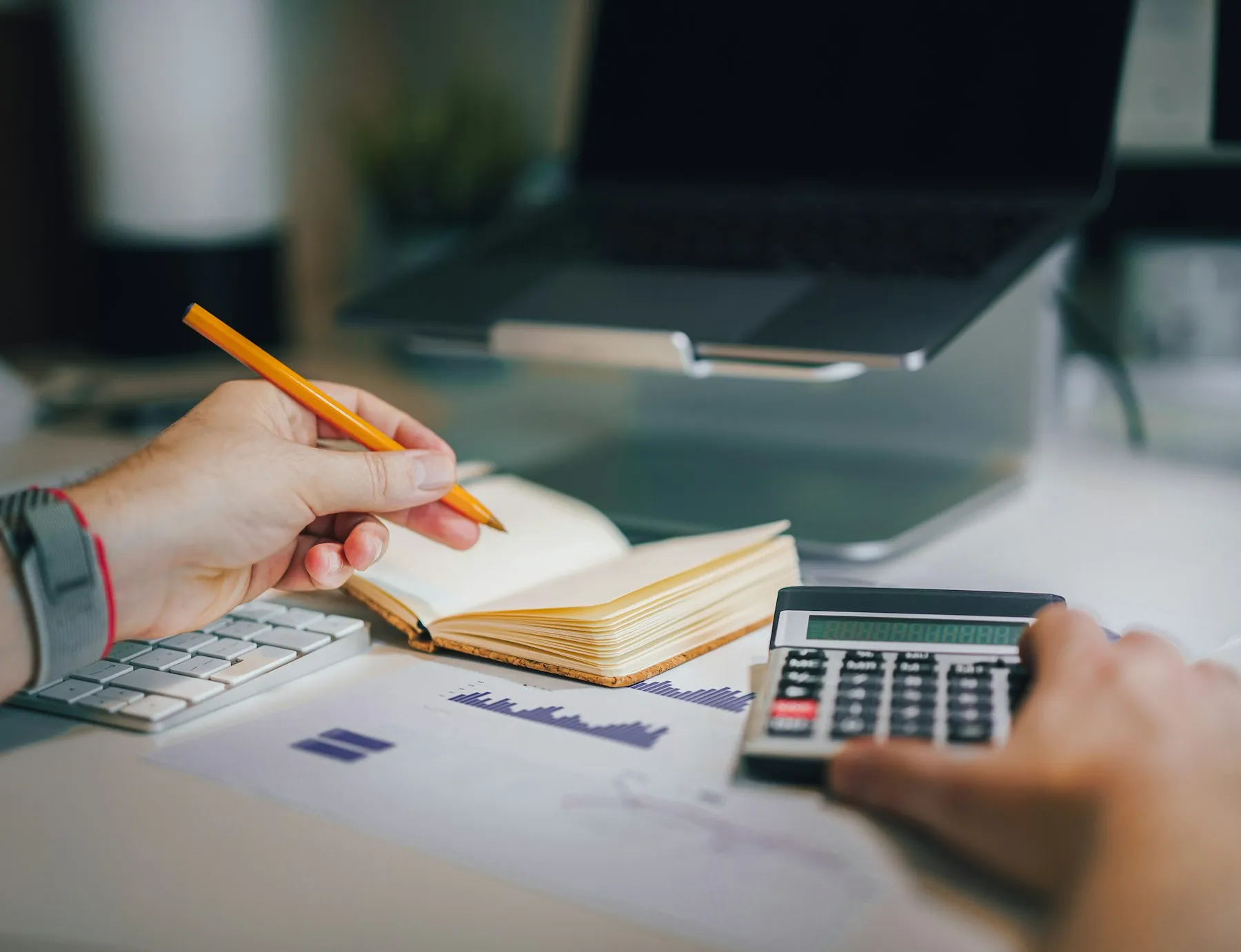 How to Become a Trusted Advisor in AR for Employers of Record